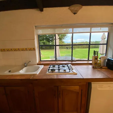 Cosy Former Bakery House With Communal Swimming Pool Prayssac