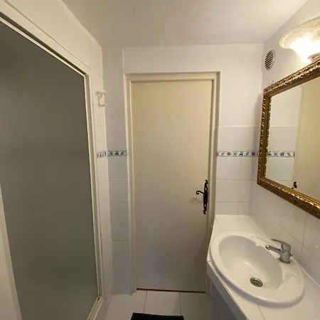 Cosy Former Bakery House With Communal Swimming Pool * Prayssac