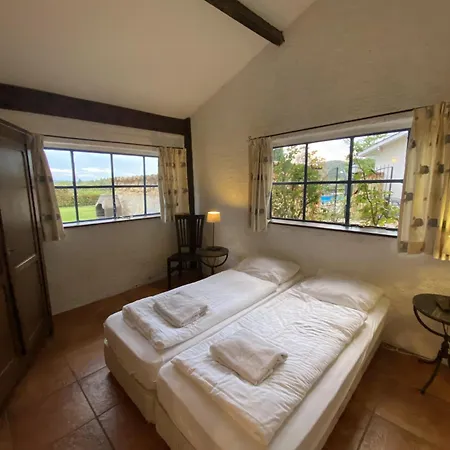 Cosy Former Bakery House With Communal Swimming Pool Prayssac