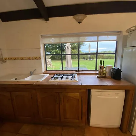 Holiday home Cosy Former Bakery House With Communal Swimming Pool *