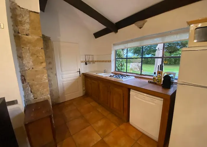 Cosy Former Bakery House With Communal Swimming Pool Ferienhaus