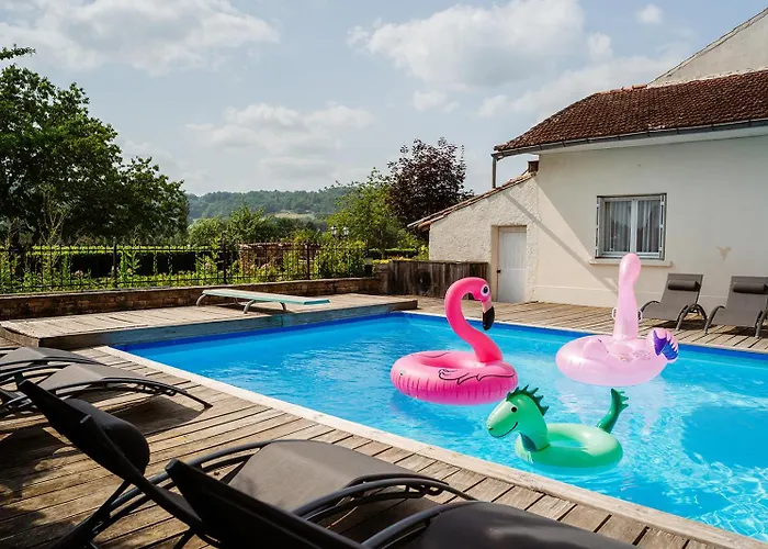 Ferienhaus Cosy Former Bakery House With Communal Swimming Pool Prayssac